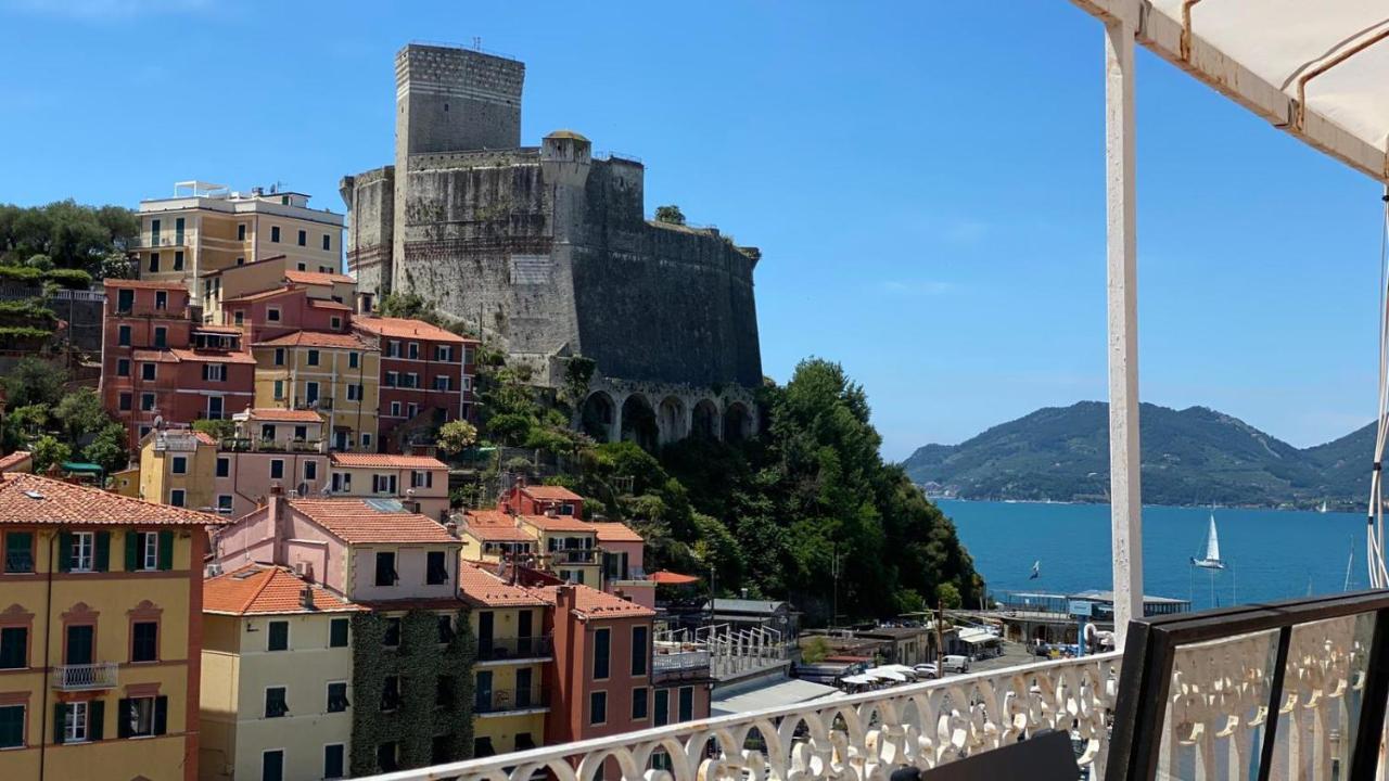 Square Views Apartment Lerici Exterior photo