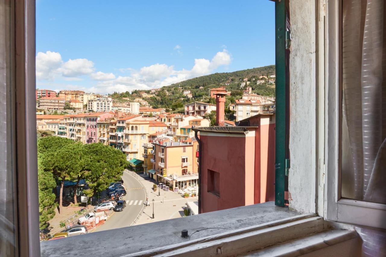 Square Views Apartment Lerici Exterior photo
